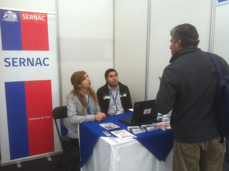 Dirección Regional Metropolitana participa en feria Digital del SENAMA Dirección Regional Metropolitana participa en feria Digital del SENAMA