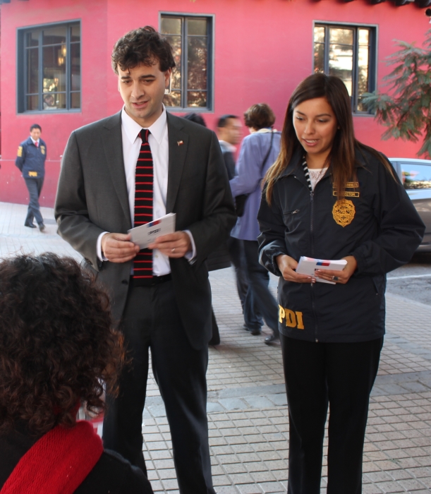 Sernac y PDI lanzan campaña “Tarjeta Segura” para prevenir clonaciones Sernac y PDI lanzan campaña “Tarjeta Segura” para prevenir clonaciones