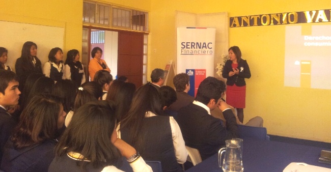 Arica: Sernac dictó charla a alumnos de Liceo Antonio Varas de la Barra Arica: Sernac dictó charla a alumnos de Liceo Antonio Varas de la Barra
