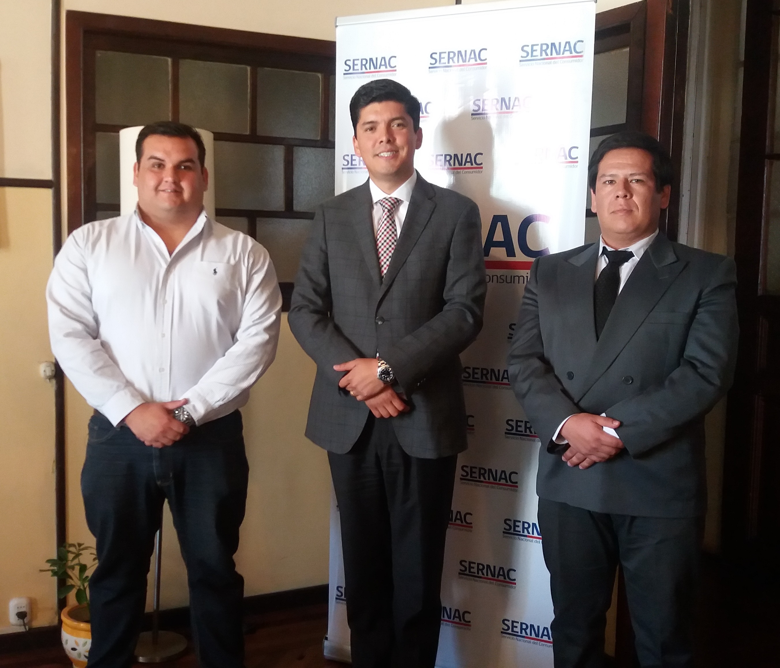DR se reúne con AdC DR se reúne con AdC
