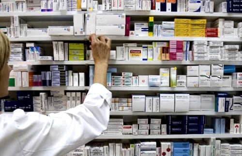 Sernac denuncia a la justicia a farmacias por no tener listado de precios de los medicamentos Sernac denuncia a la justicia a farmacias por no tener listado de precios de los medicamentos