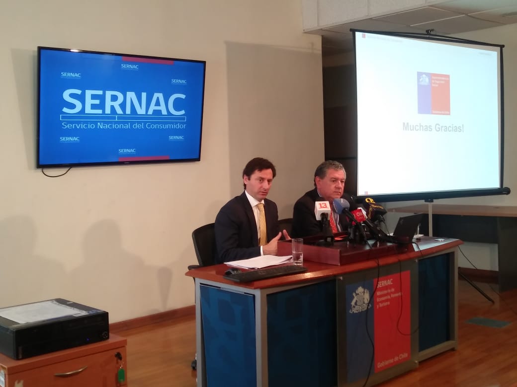 Director Nacional, Lucas Del Villar, junto a Superintendente de Seguridad Social, Claudio Reyes. Director Nacional, Lucas Del Villar, junto a Superintendente de Seguridad Social, Claudio Reyes.