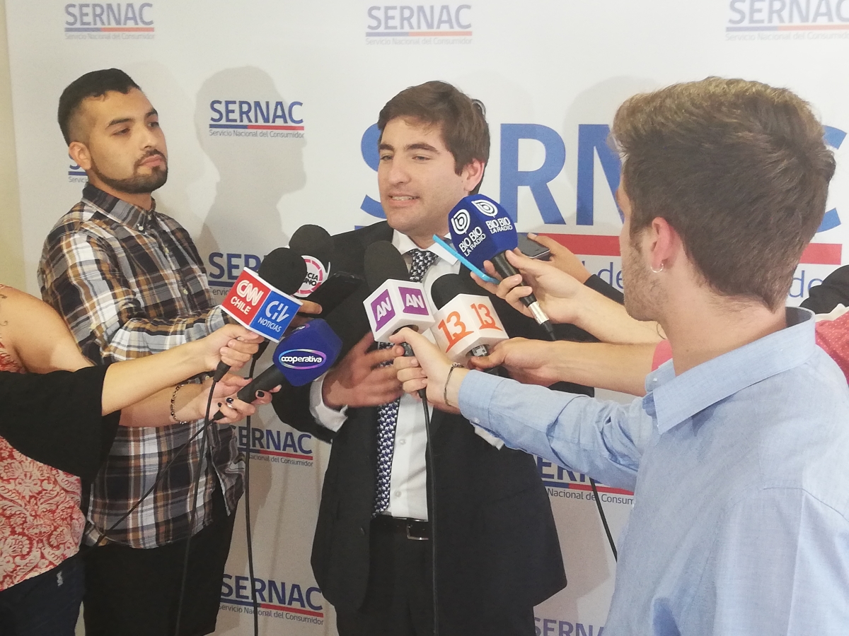 Subdirector del SERNAC, Jean Pierre Couchot, emplaza a Punto Ticket para que responda ante incumplimientos en venta de entradas a Festival de Viña del Mar Subdirector del SERNAC, Jean Pierre Couchot, emplaza a Punto Ticket para que responda ante incumplimientos en venta de entradas a Festival de Viña del Mar