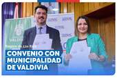 Los Ríos: SERNAC y Municipalidad de Valdivia firman convenio de colaboración